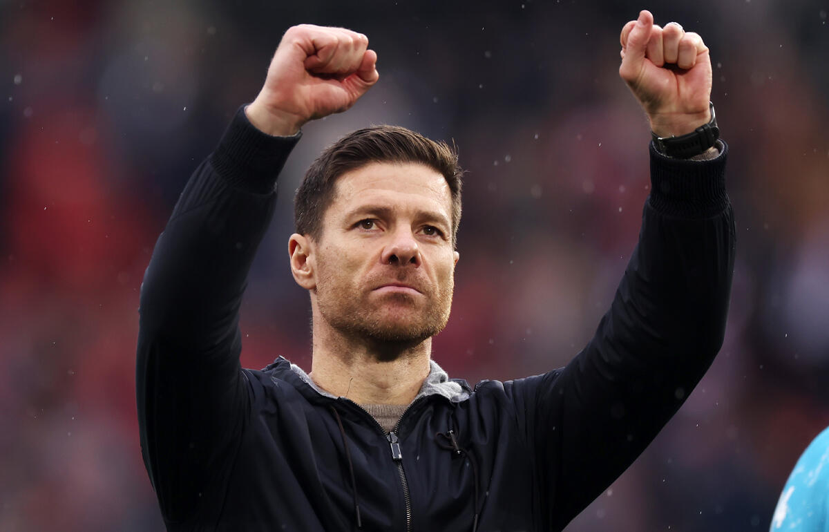 レバークーゼン残留を語ったアロンソ監督