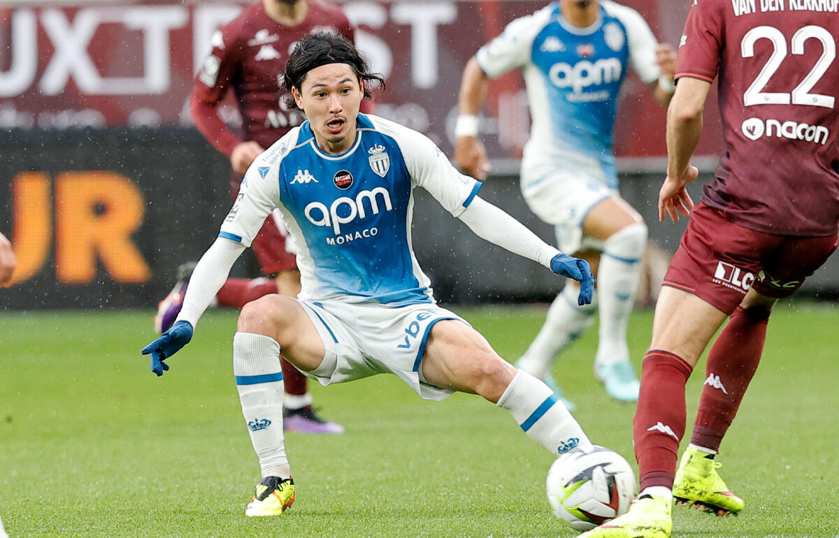 今季7点目を決めた南野拓実