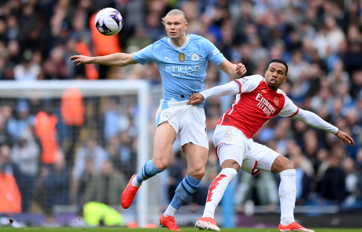 苦言を呈されたハーランド(左)