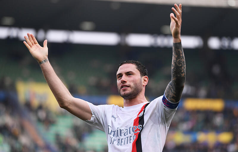 ミランは主将DFダビデ・カラブリアとの契約延長を希望