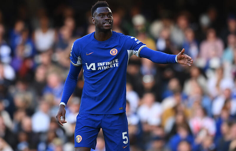 チェルシーはDFブノワ・バディアシル売却を計画せず