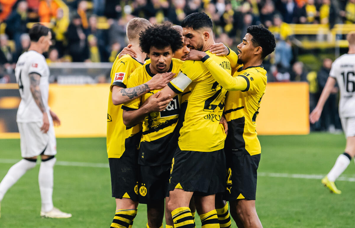 ドルトムントの本拠地は開場50周年を迎えた