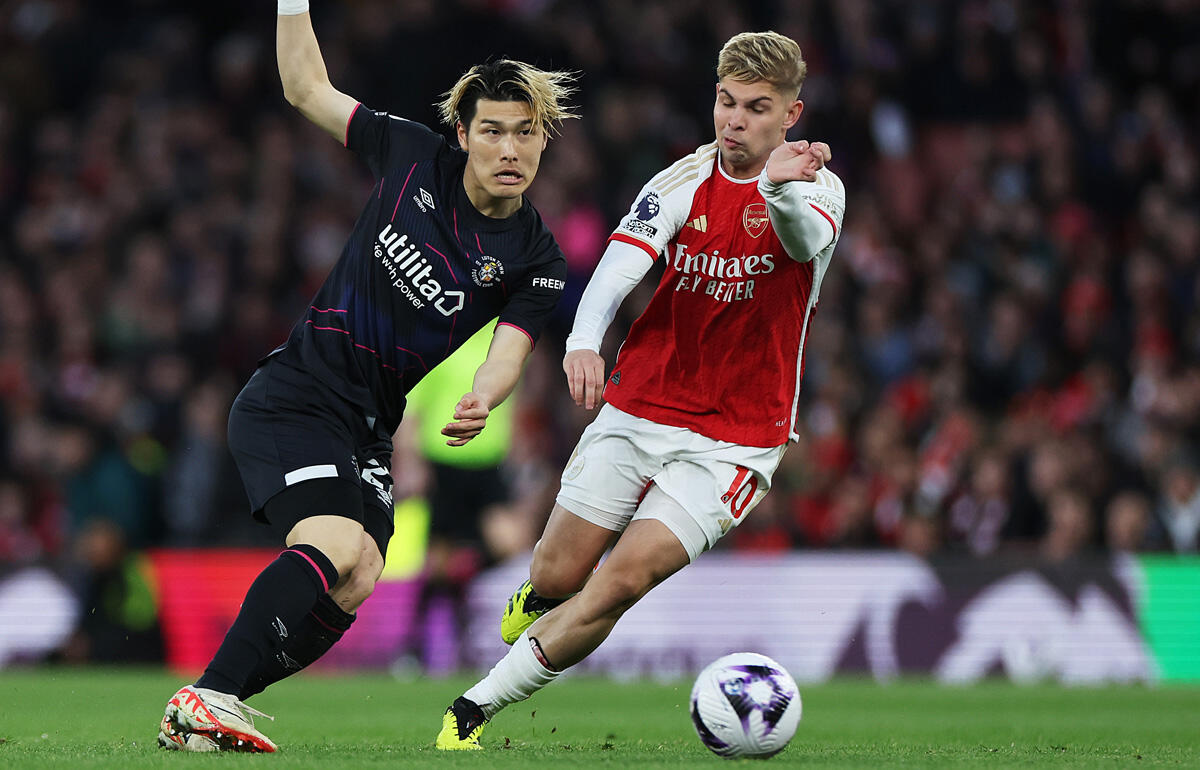 スミス・ロウのマークを任された橋岡大樹