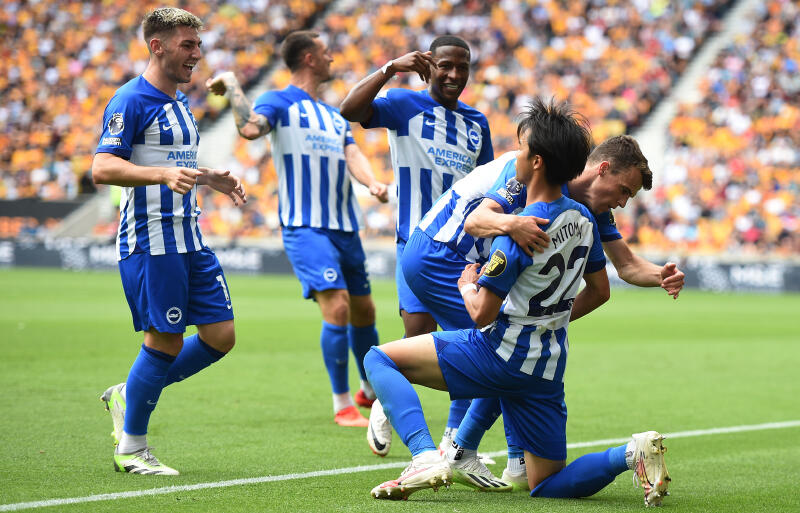 ブライトンでプレーする三笘薫ら選手。