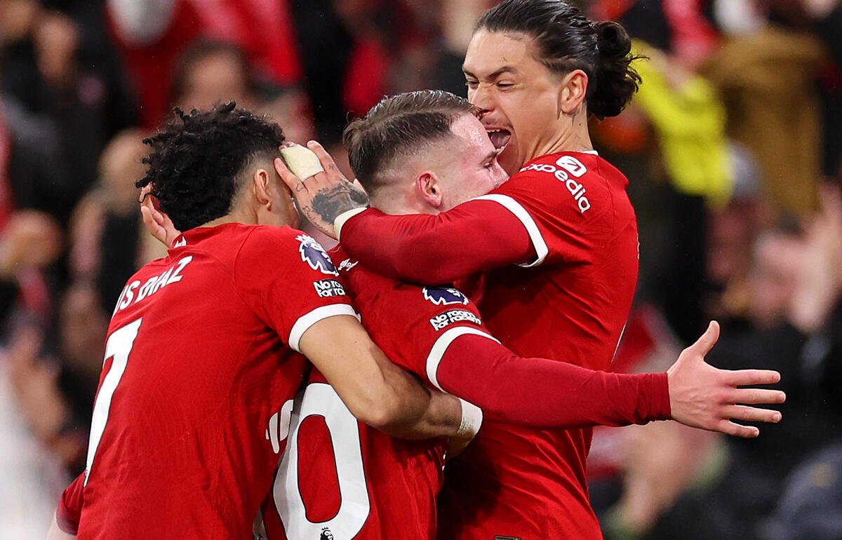 圧巻のミドルを決めたマク・アリスター