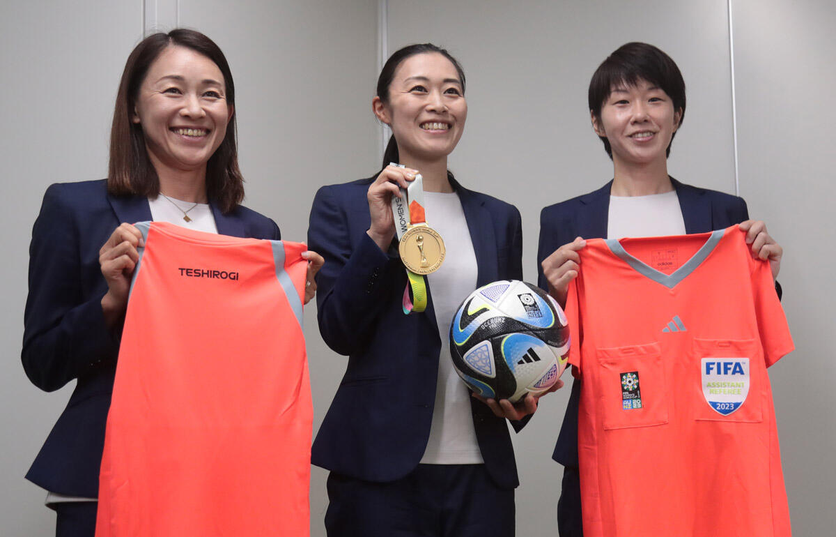 左から手代木直美さん、山下良美さん、坊薗真琴さん