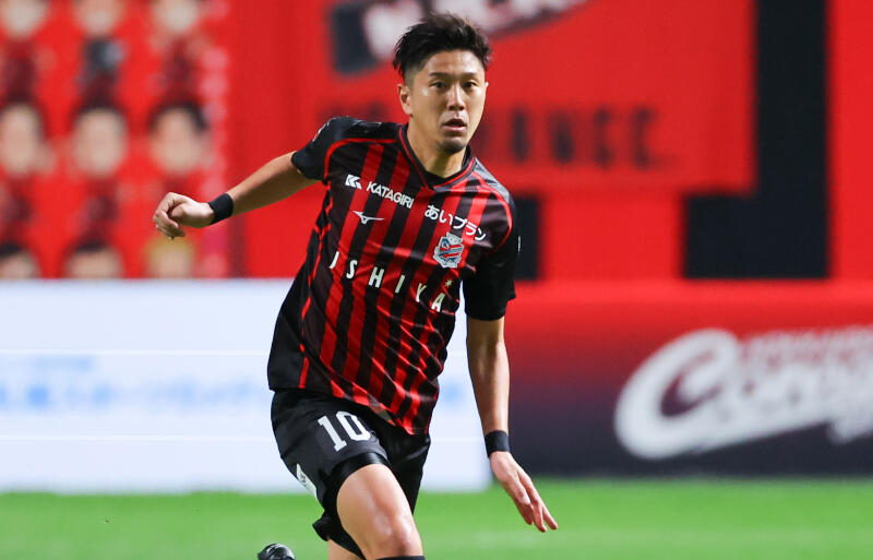 決勝ゴールの宮澤裕樹。