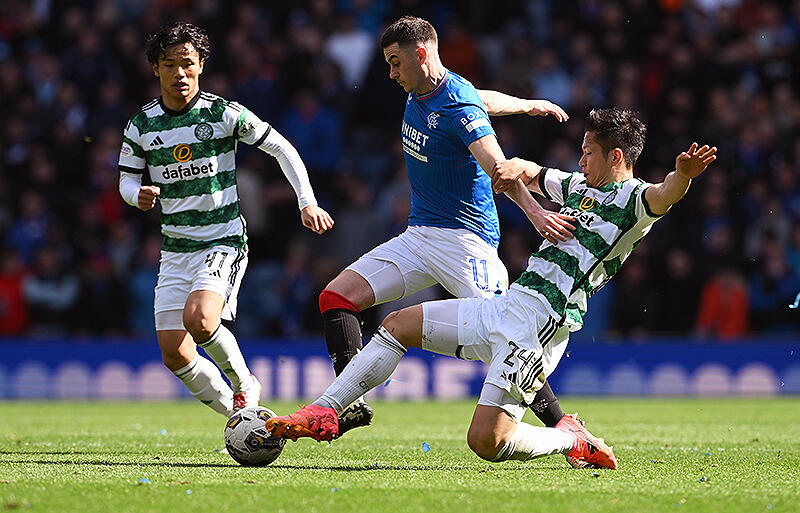 電光石火のゴールを決めた前田大然