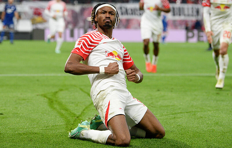 DFモハメド・シマカンには移籍の可能性も