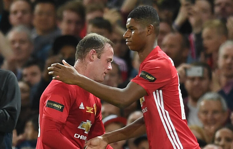 若かりし頃のラッシュフォードとルーニー氏。