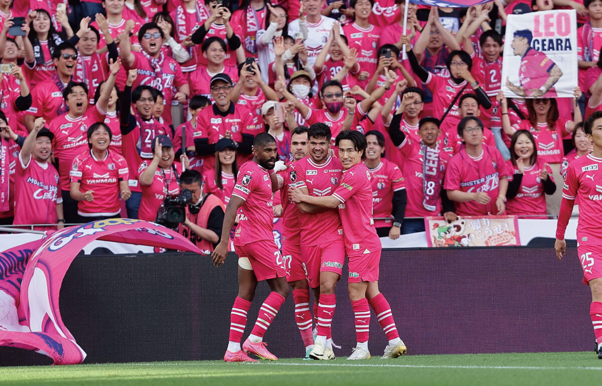 セレッソ大阪が首位浮上、レオ・セアラの3戦連発弾で勝ち点3