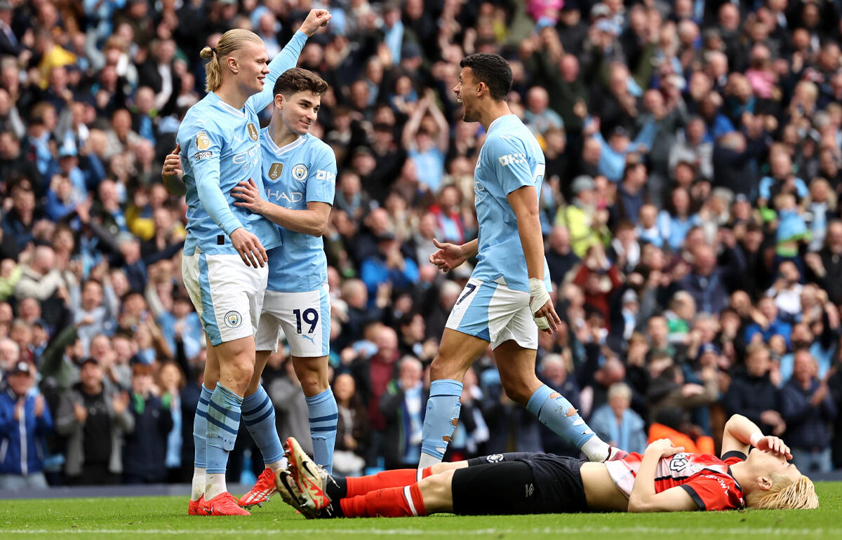 痛いオウンゴールとなった橋岡大樹