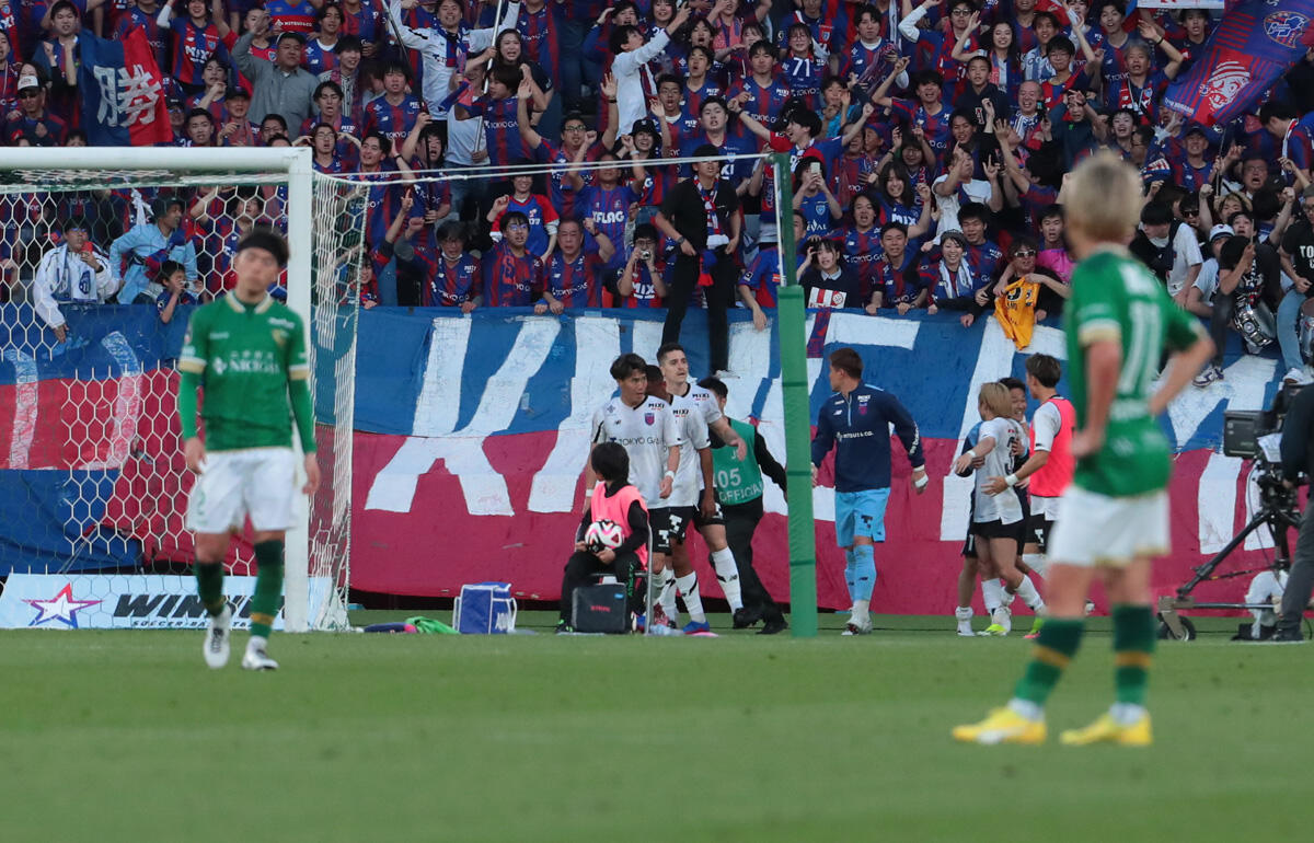 終了まで残り1分で同点ゴールを奪われる…