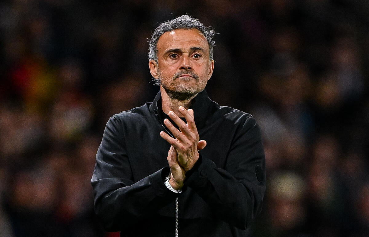 逆転目指すルイス・エンリケ監督