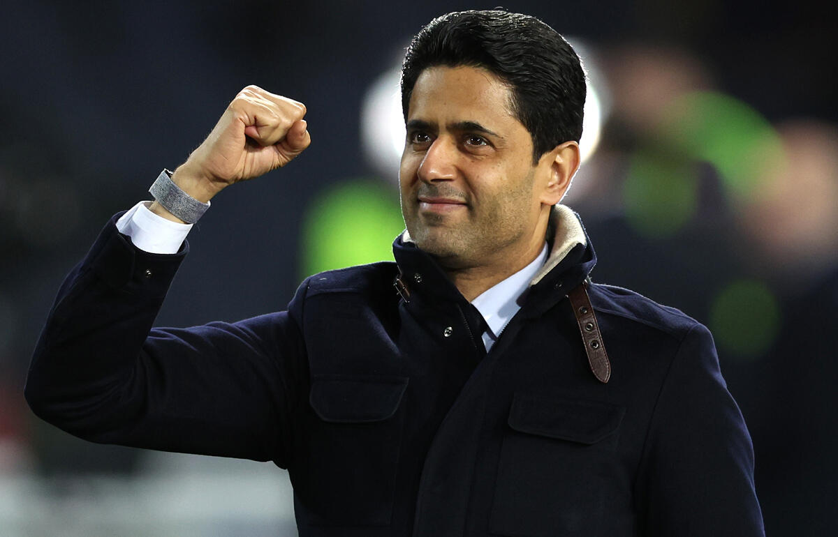 ベスト4入りを喜ぶPSGのナセル・アル・ケライフィ会長