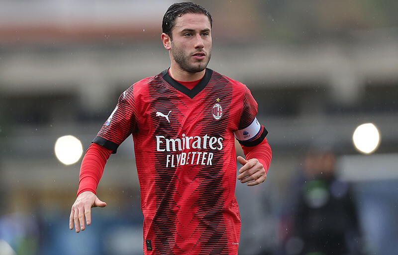 DFダビデ・カラブリアは昇給を希望せず？