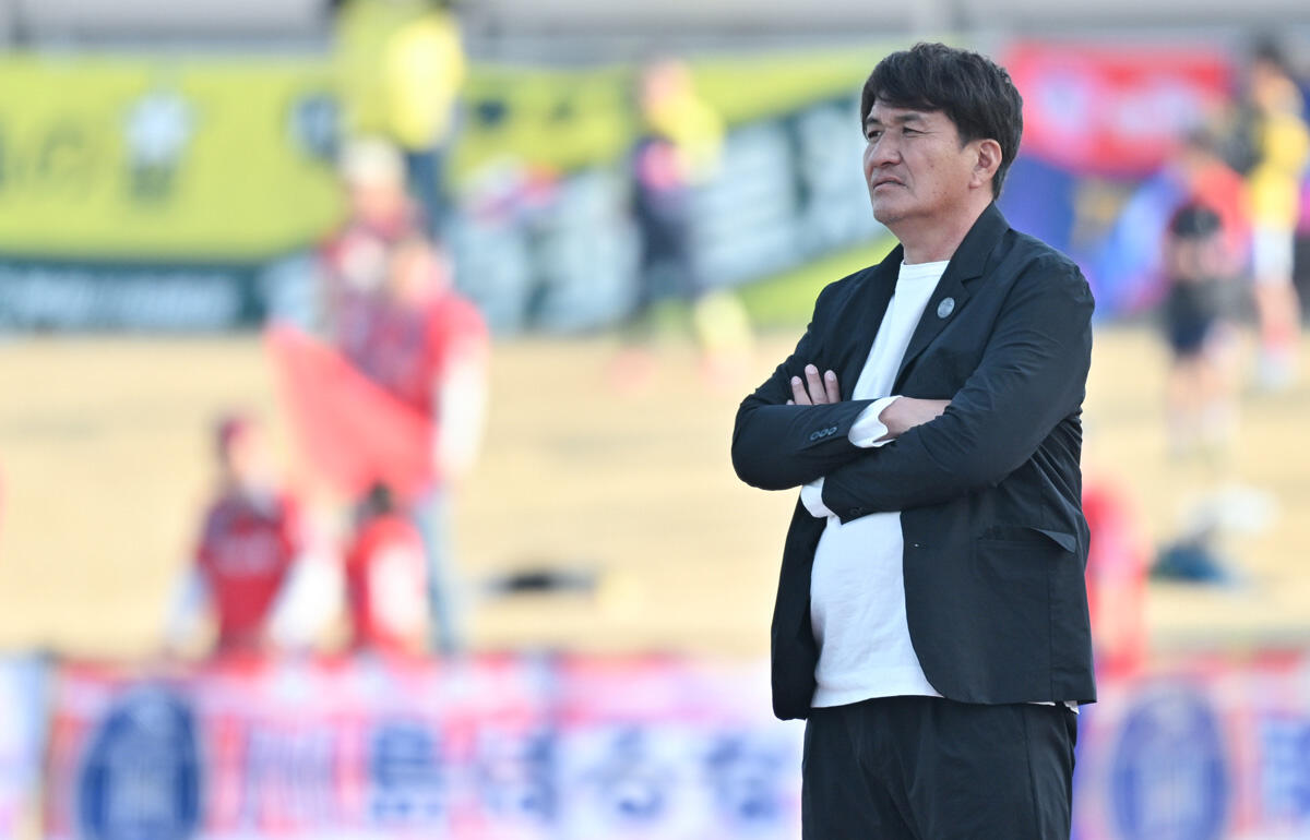 ノジマステラ神奈川相模原の小笠原唯志監督