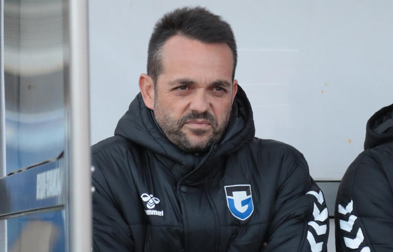 G大阪を率いるダニエル・ポヤトス監督。