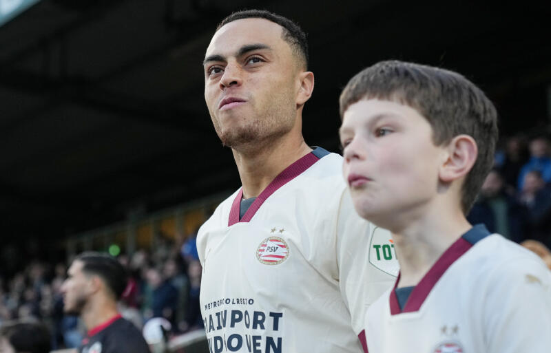 PSVでプレーするデスト。