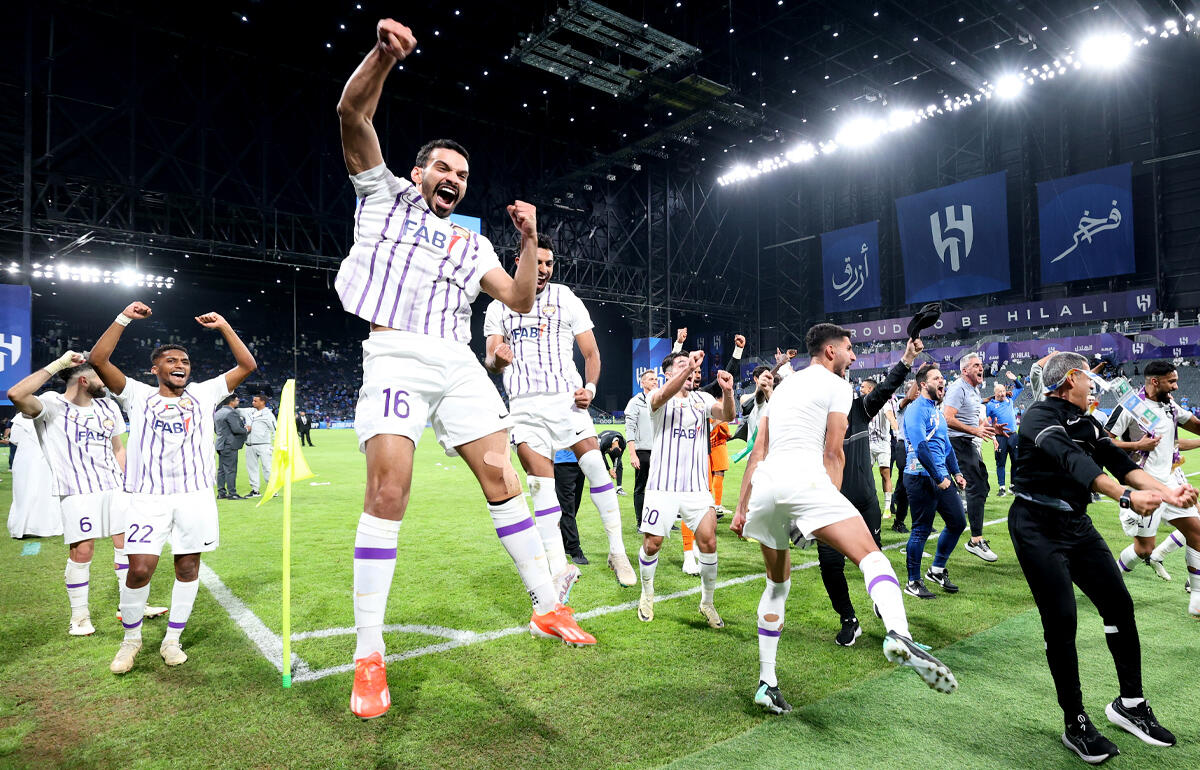 決勝進出を喜ぶアル・アインの選手たち