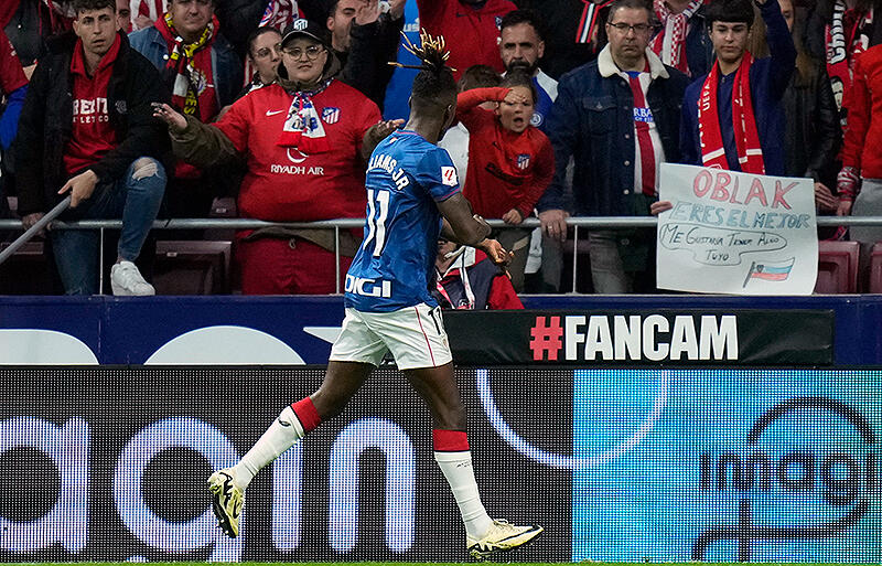 得点後に抗議を行ったニコ・ウィリアムズ