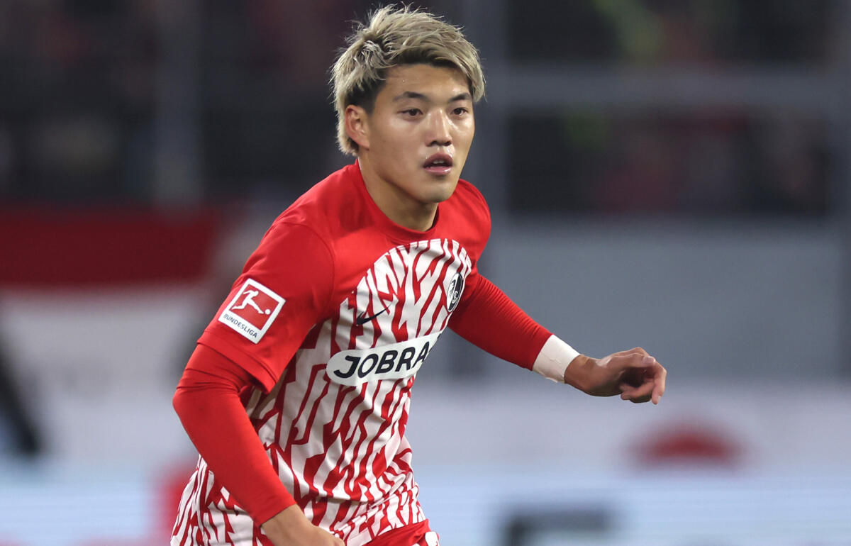 オフショットを披露した堂安律