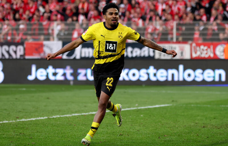 ドルトムントDFマートセン。