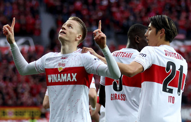 伊藤洋輝らシュツットガルトの選手たち。