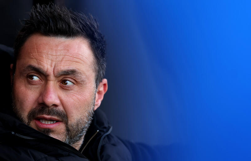 ブライトンを率いるデ・ゼルビ監督。