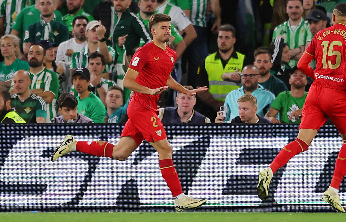 台頭しているキケ・サラス