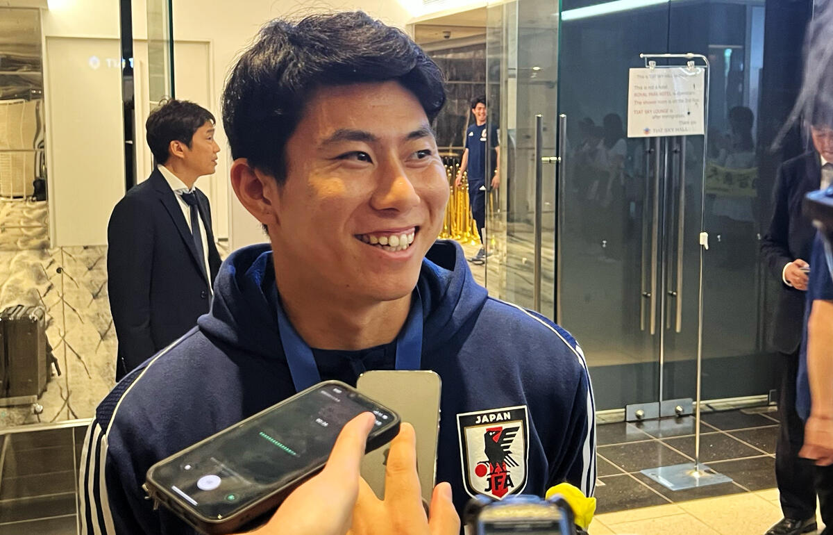 安堵の細谷真大は笑顔も見せた