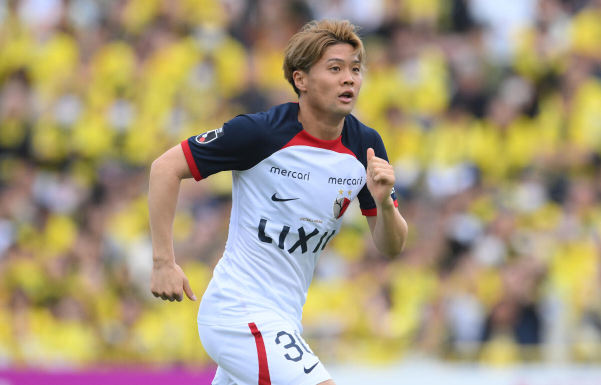 先制点を決めた名古新太郎