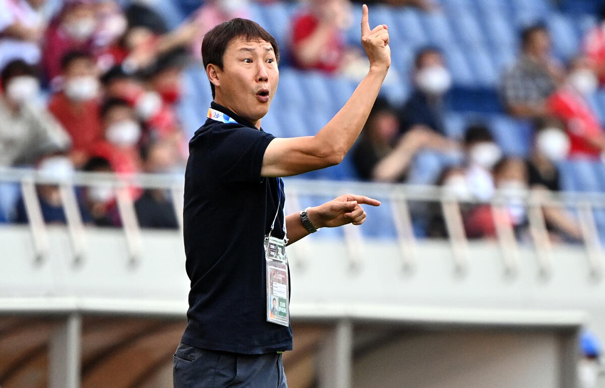 全北現代時代のキム・サンシク監督