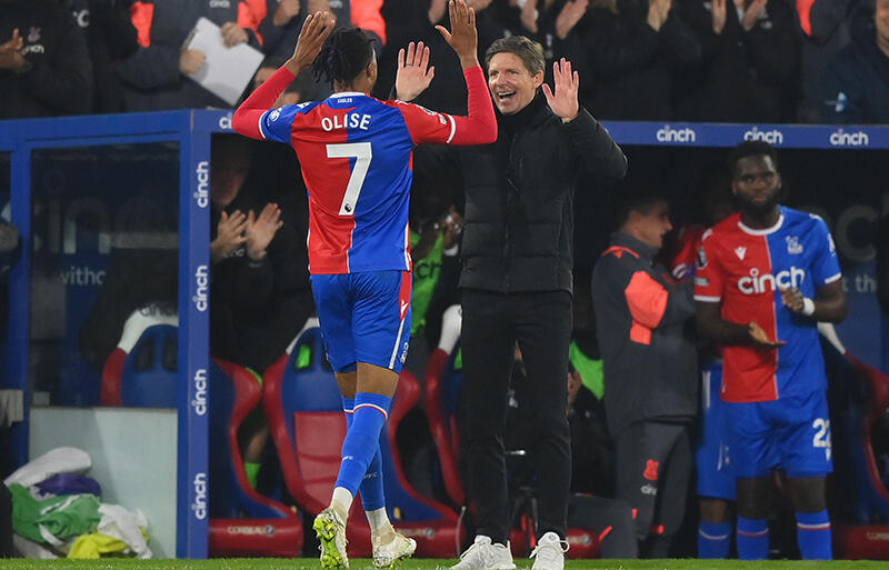 4得点完勝を飾ったクリスタル・パレスのオリバー・グラスナー監督