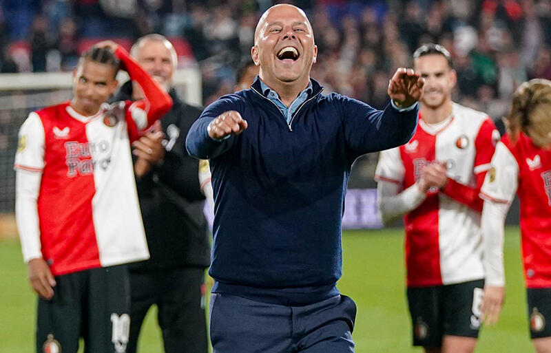 アルネ・スロット監督はリバプールへの正式就任を心待ちに