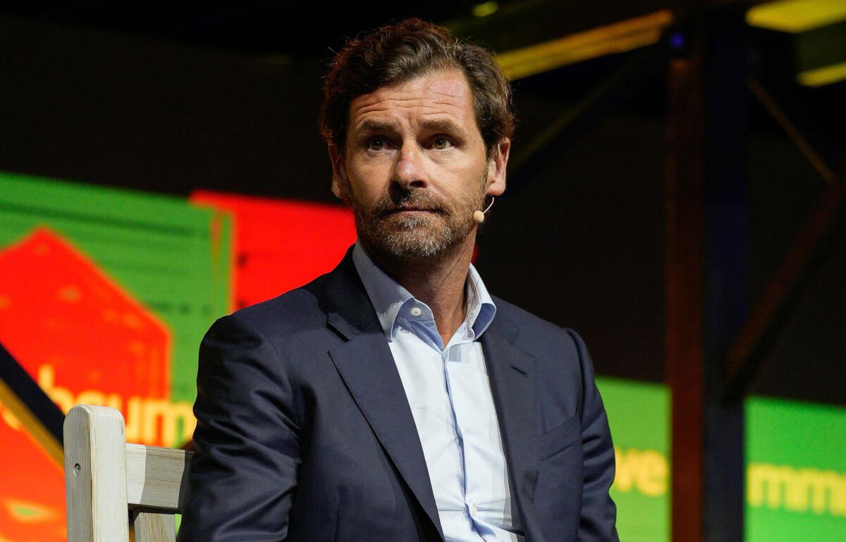 ポルトの会長に就任したビラス＝ボアス氏