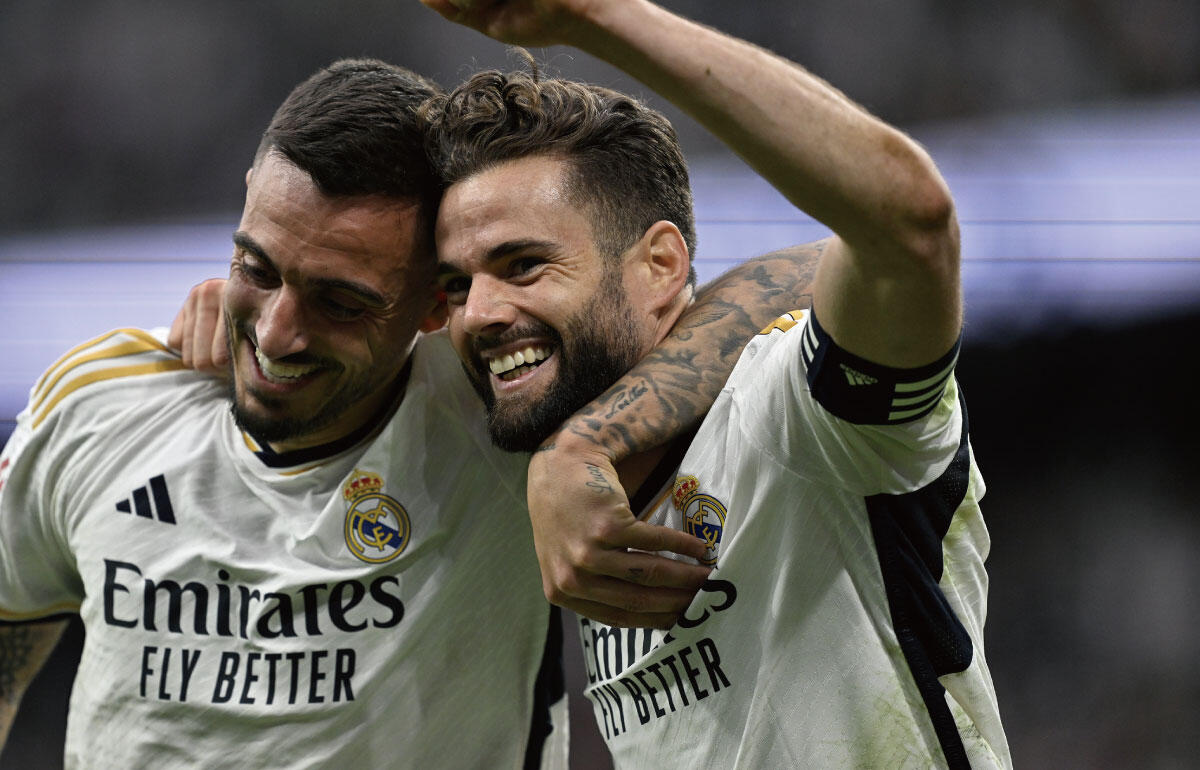 ナチョ・フェルナンデスをスペイン代表コーチ陣がチェック中