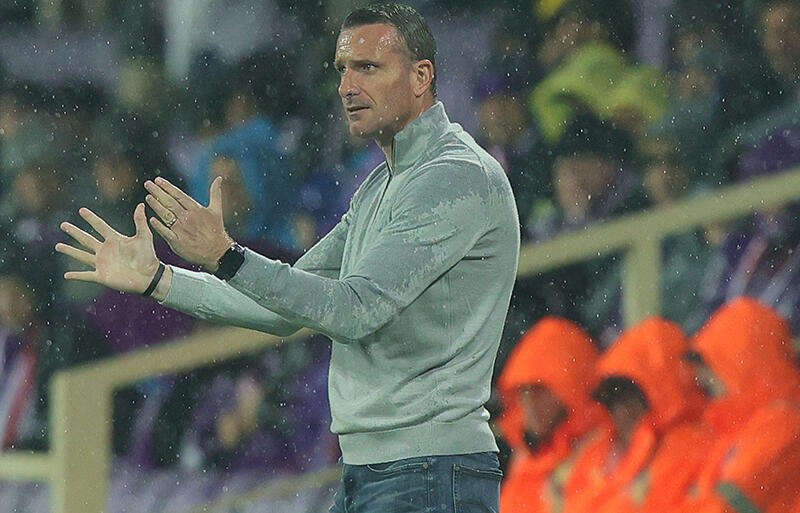 ニッキー・ヘイエン監督はECL敗退もチームを誇る