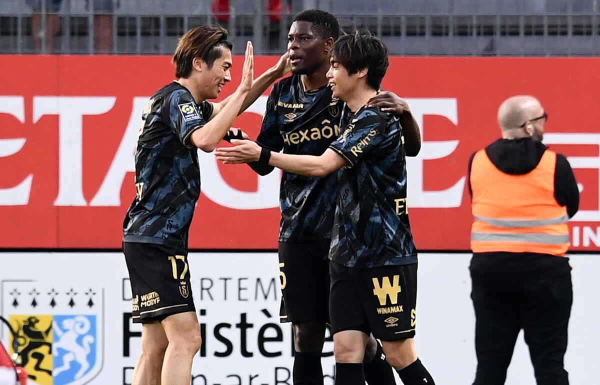 ピンポイントクロスでアシスト記録の伊東純也