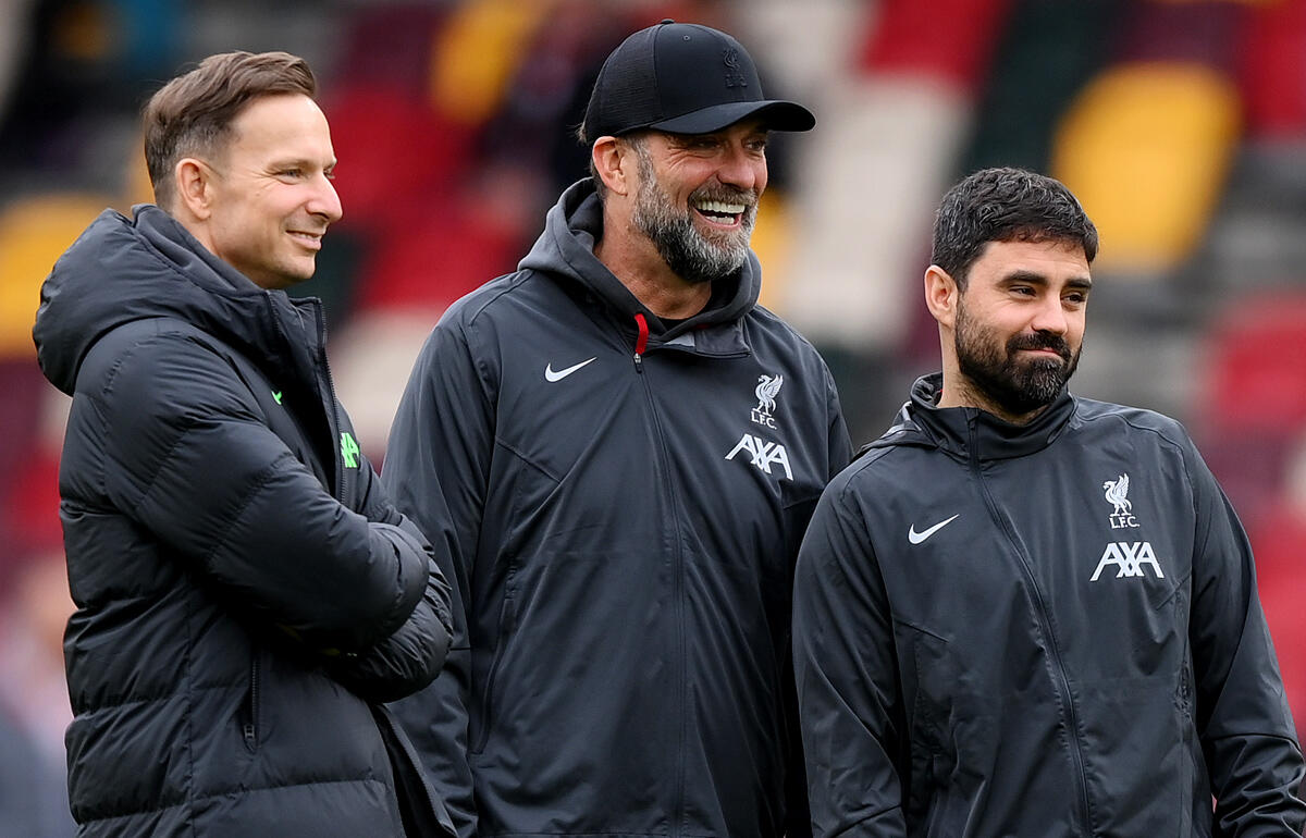 ザルツブルクの監督になるリンダース氏(左)とコーチのマトス氏(右)