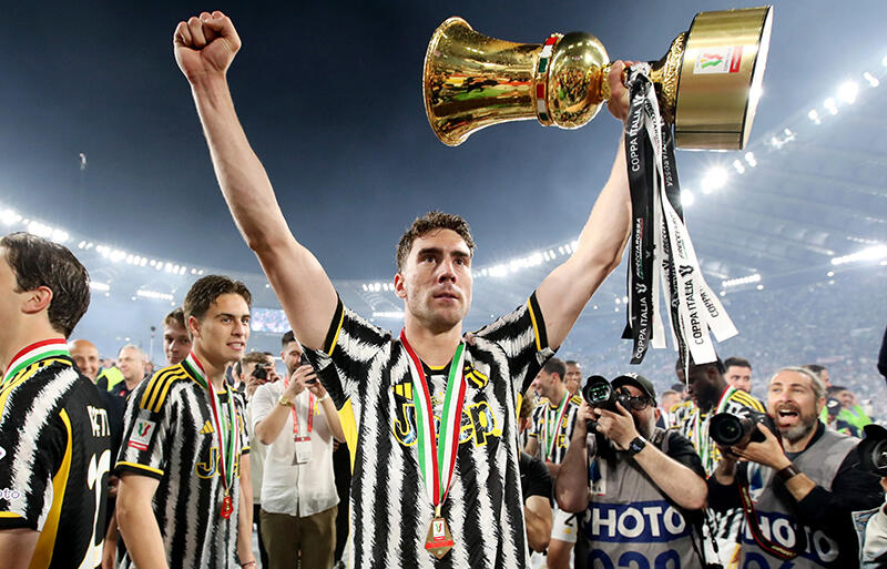 コッパ・イタリア優勝を喜ぶドゥシャン・ヴラホビッチ