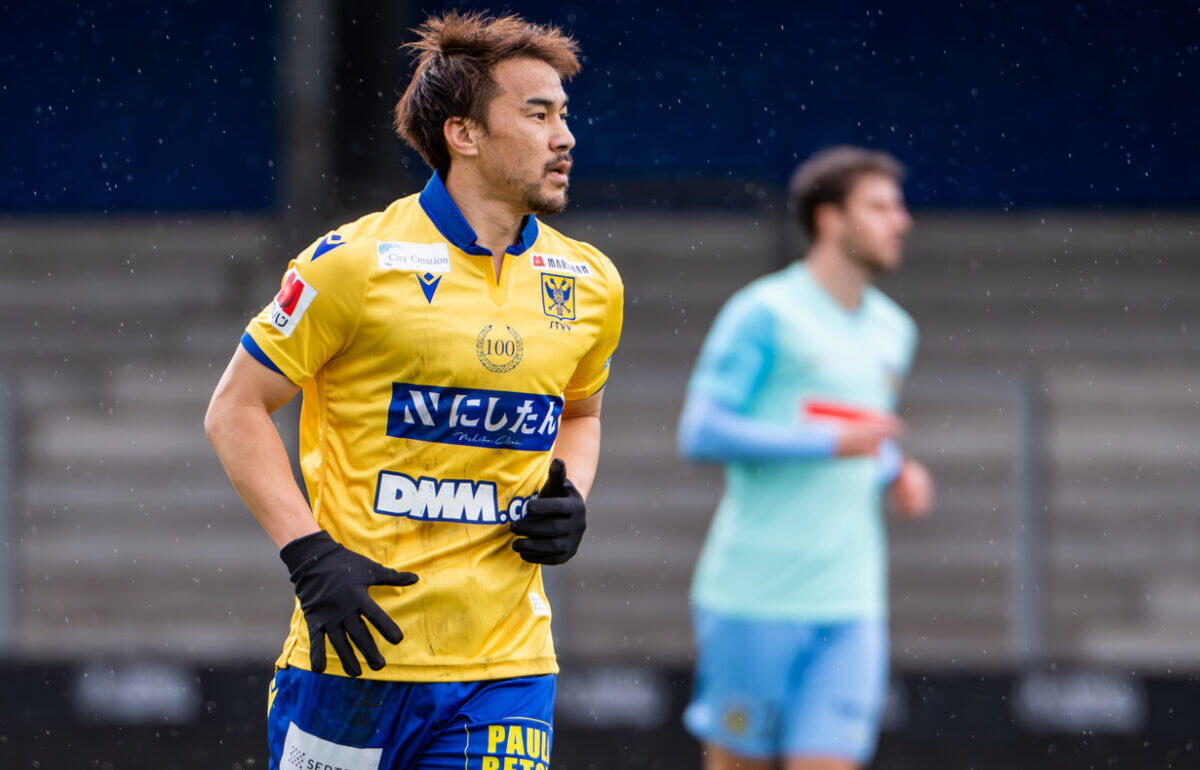 現役を引退した岡崎慎司