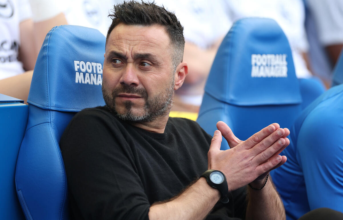 今季限りで退任するデ・ゼルビ監督