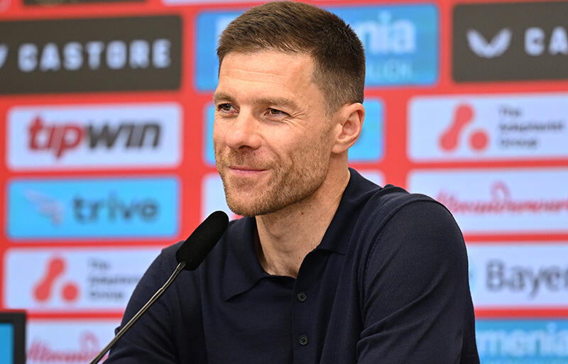 シャビ・アロンソ監督はEL決勝に臨むチームに自信