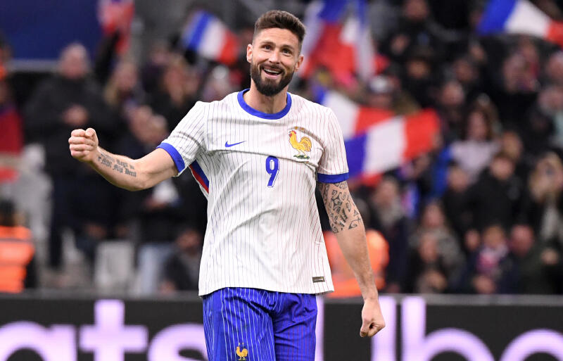 フランス代表FWジルー