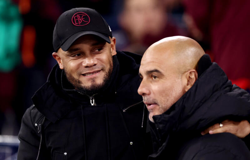 バーンリーのコンパニ監督とシティのグアルディオラ監督