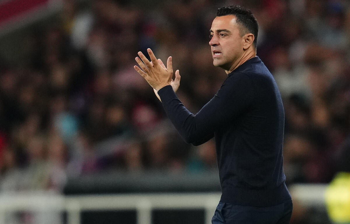 バルサを去ることとなったチャビ監督