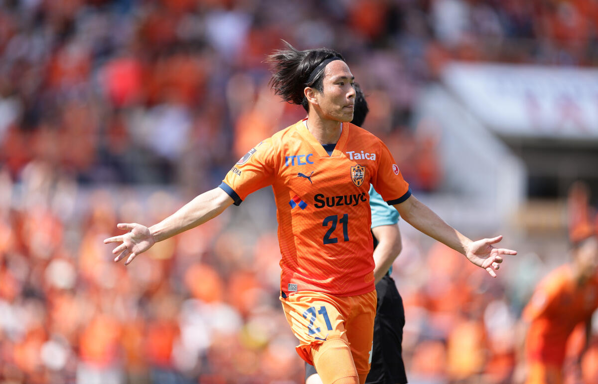 FKから先制点を決めた清水の矢島慎也