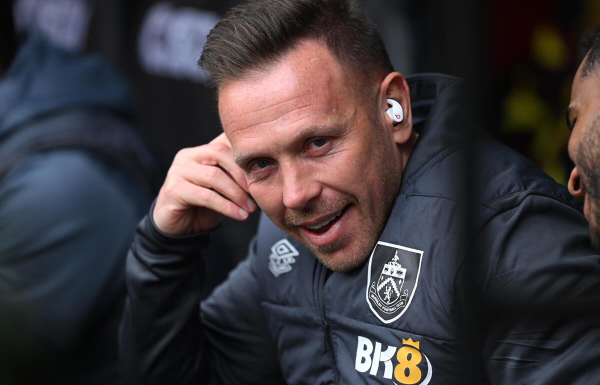 バーンリーの暫定監督に就任したベラミー氏