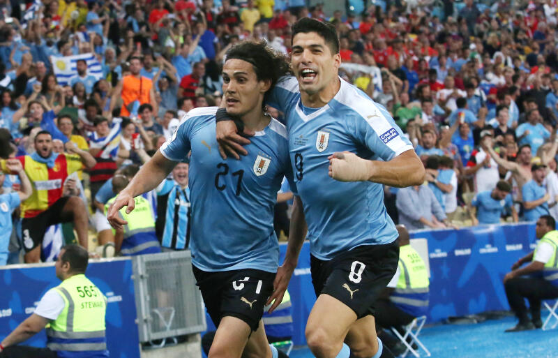 長らくウルグアイをリードしたカバーニとスアレス